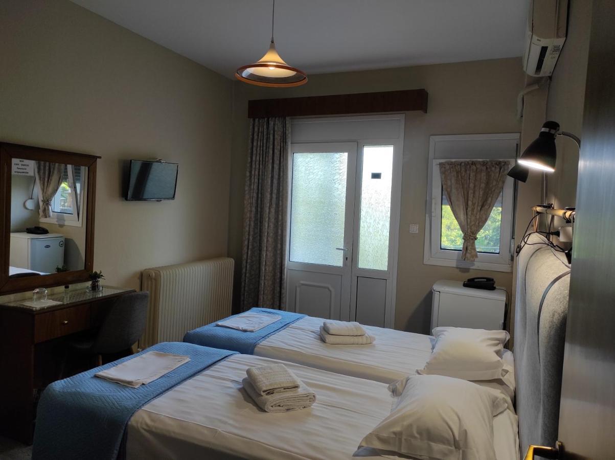 Ενοικιαζόμενα Δωμάτια Ενιπεύς- Rooms Enipeas Литокорон Екстериор снимка